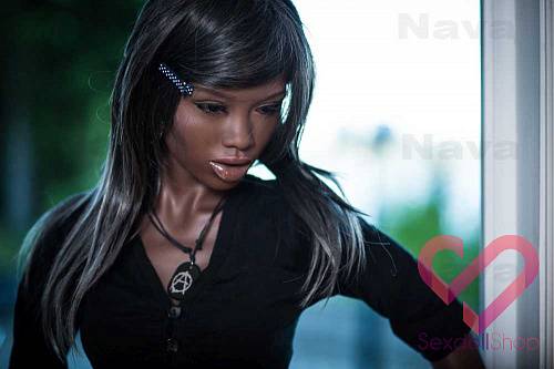Темнокожая секс-кукла Нава 168 