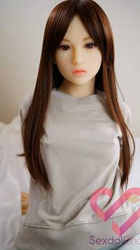 Фотографии реалистичной куклы Калли 135 с маленькой грудью (фото 2)