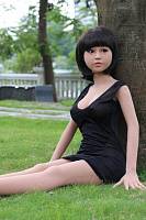 Секс кукла Полина 140 см в парке (фото 6)