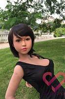 Секс кукла Полина 140 см в парке (фото 2)
